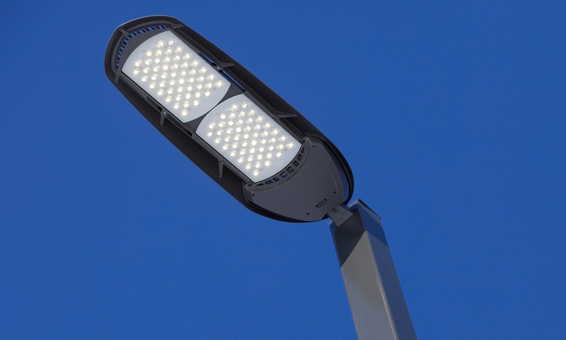 Efficient Street Lighting